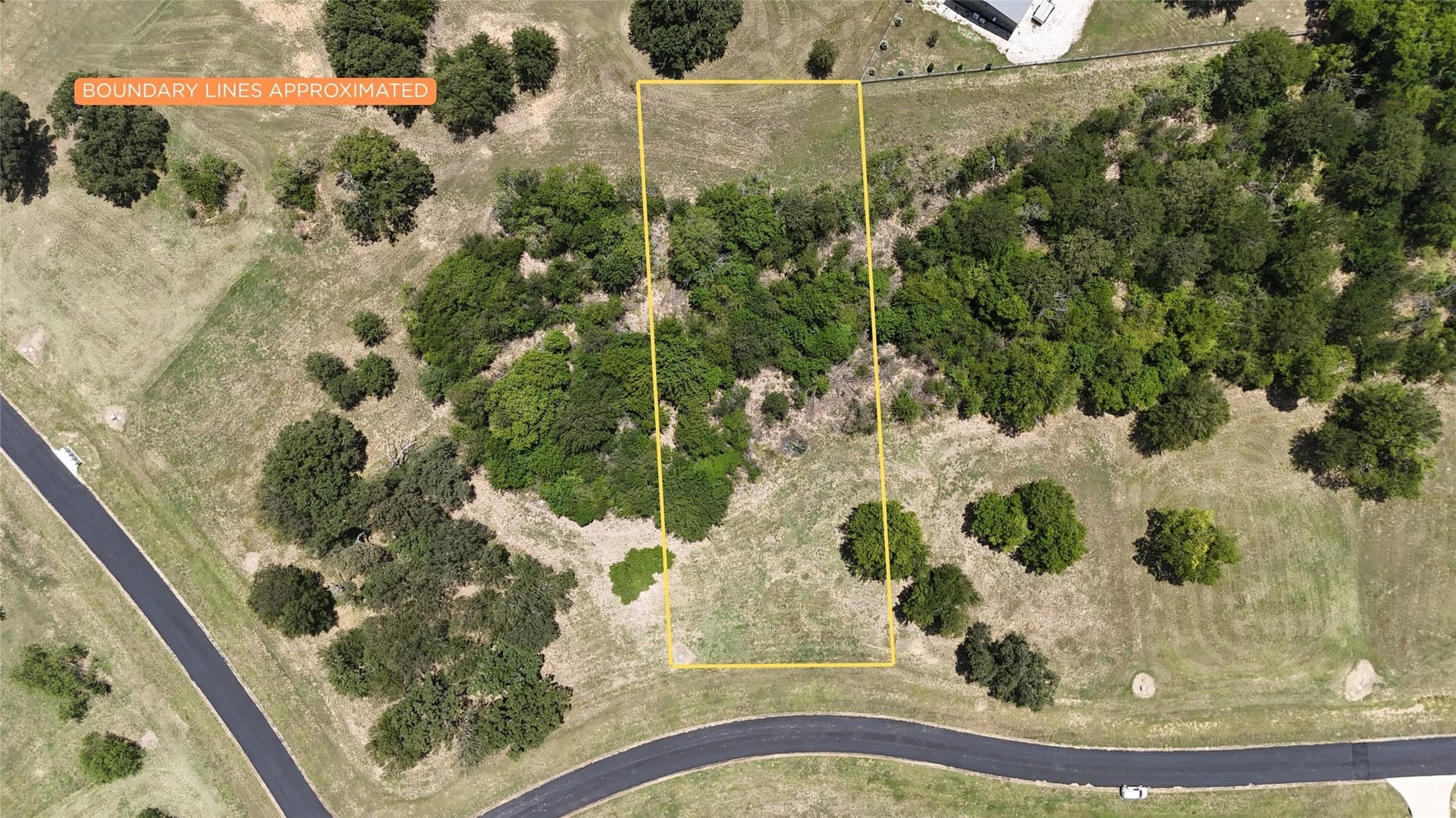 1.01 acres in Navarro County gallery image 2