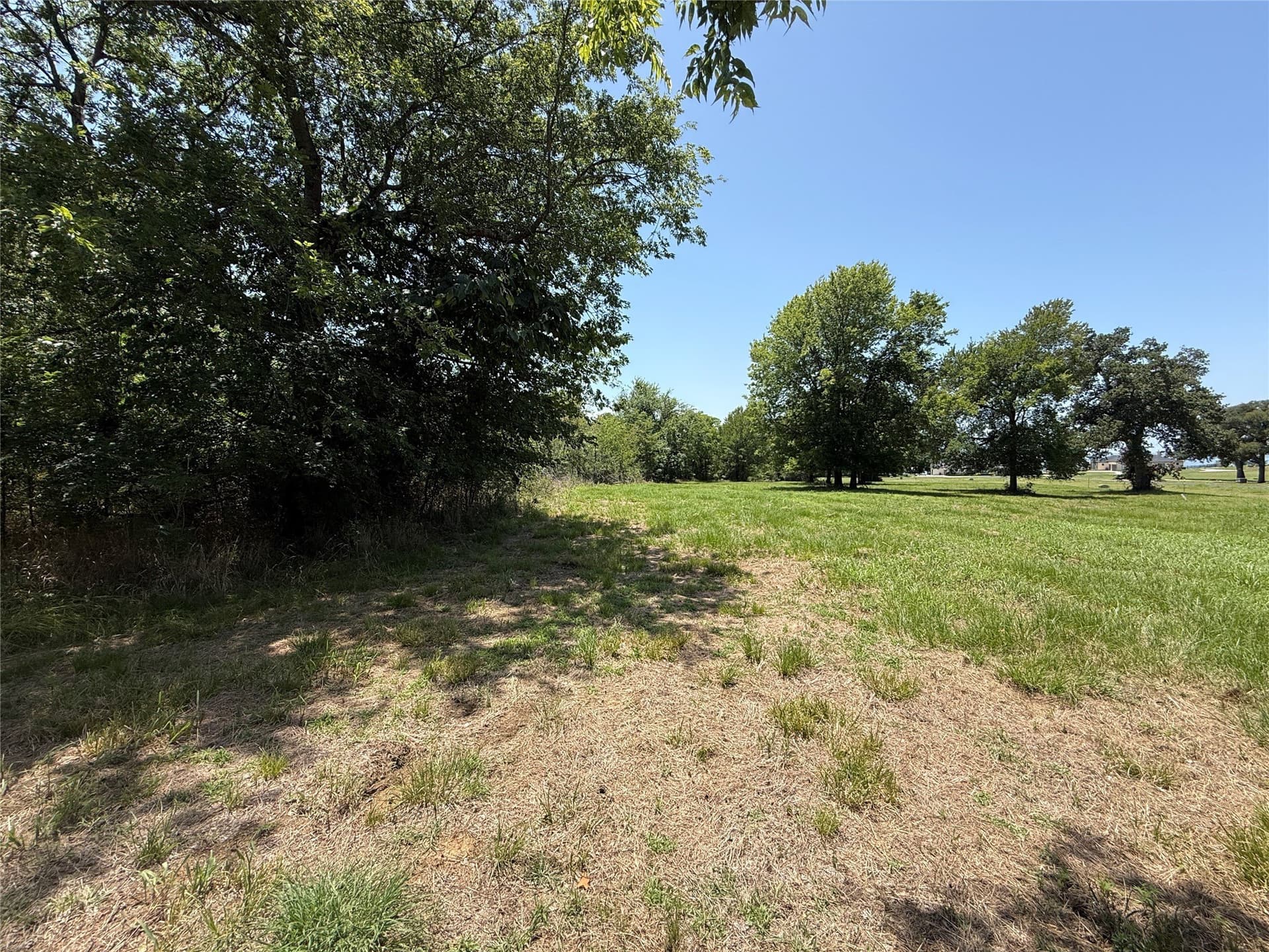 1.01 acres in Navarro County - photo 14