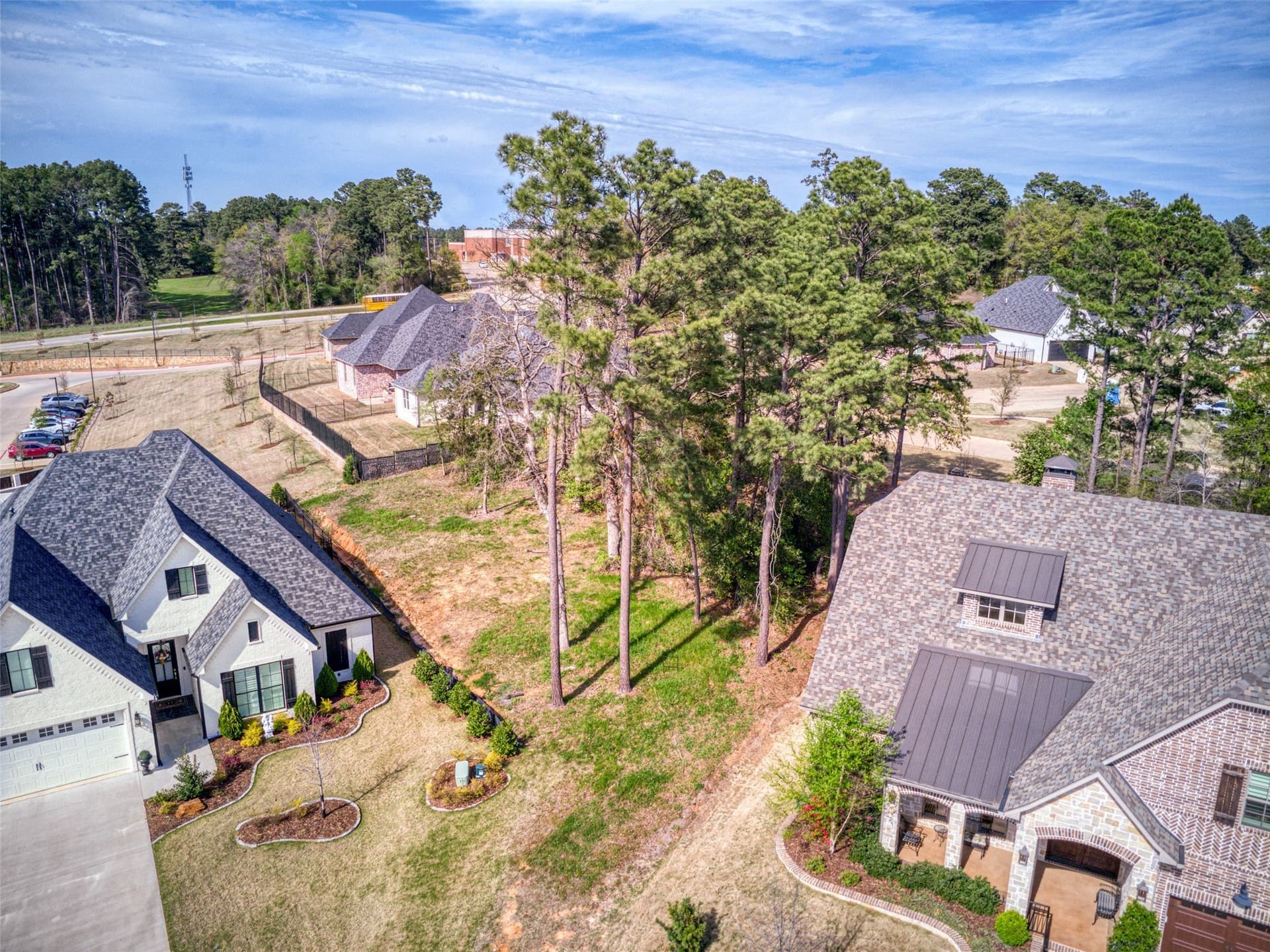 0.3 acres in Smith County