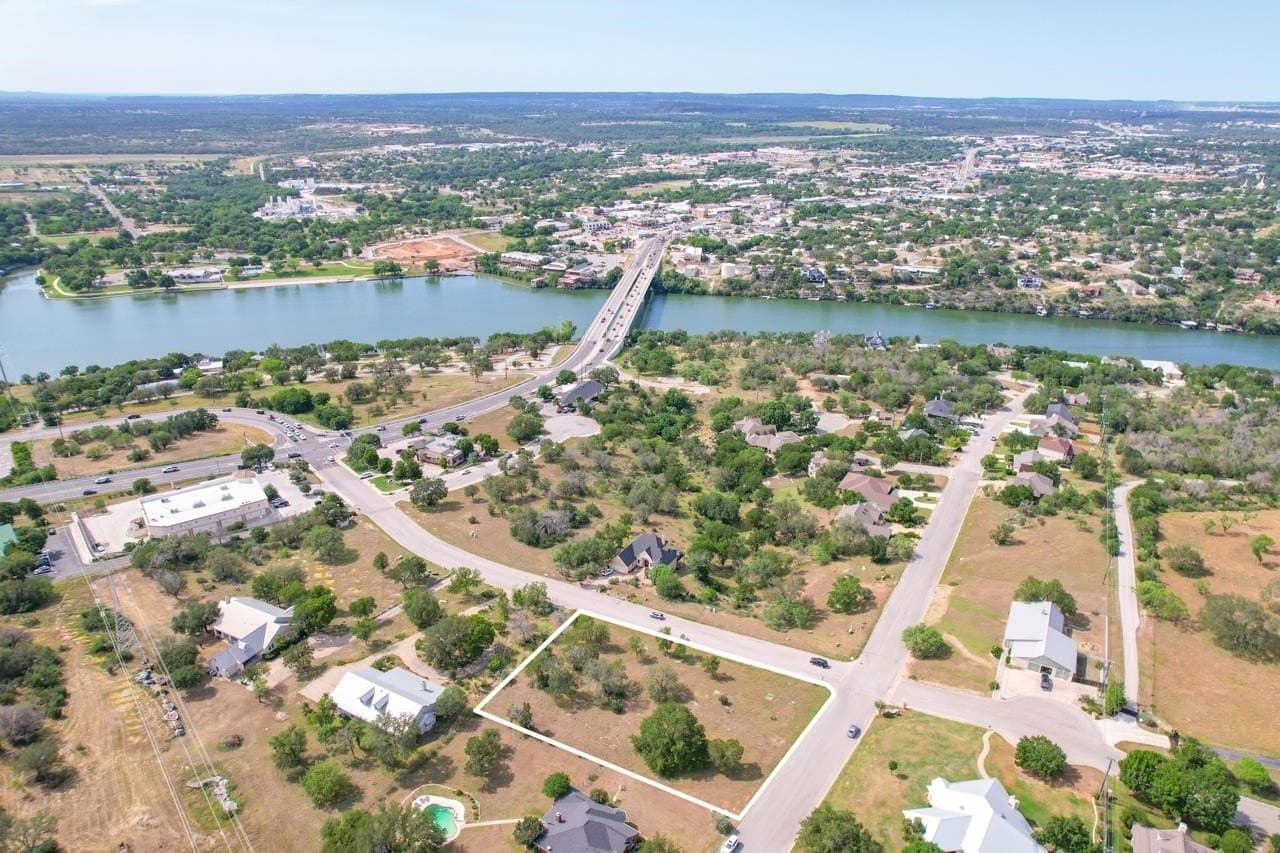 0.82 acres in Burnet County