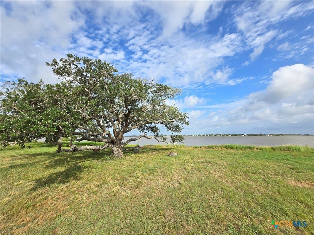 1.1 acres in Calhoun County - photo 33