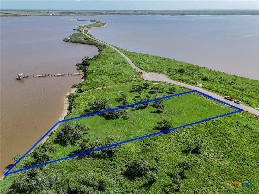 1.1 acres in Calhoun County