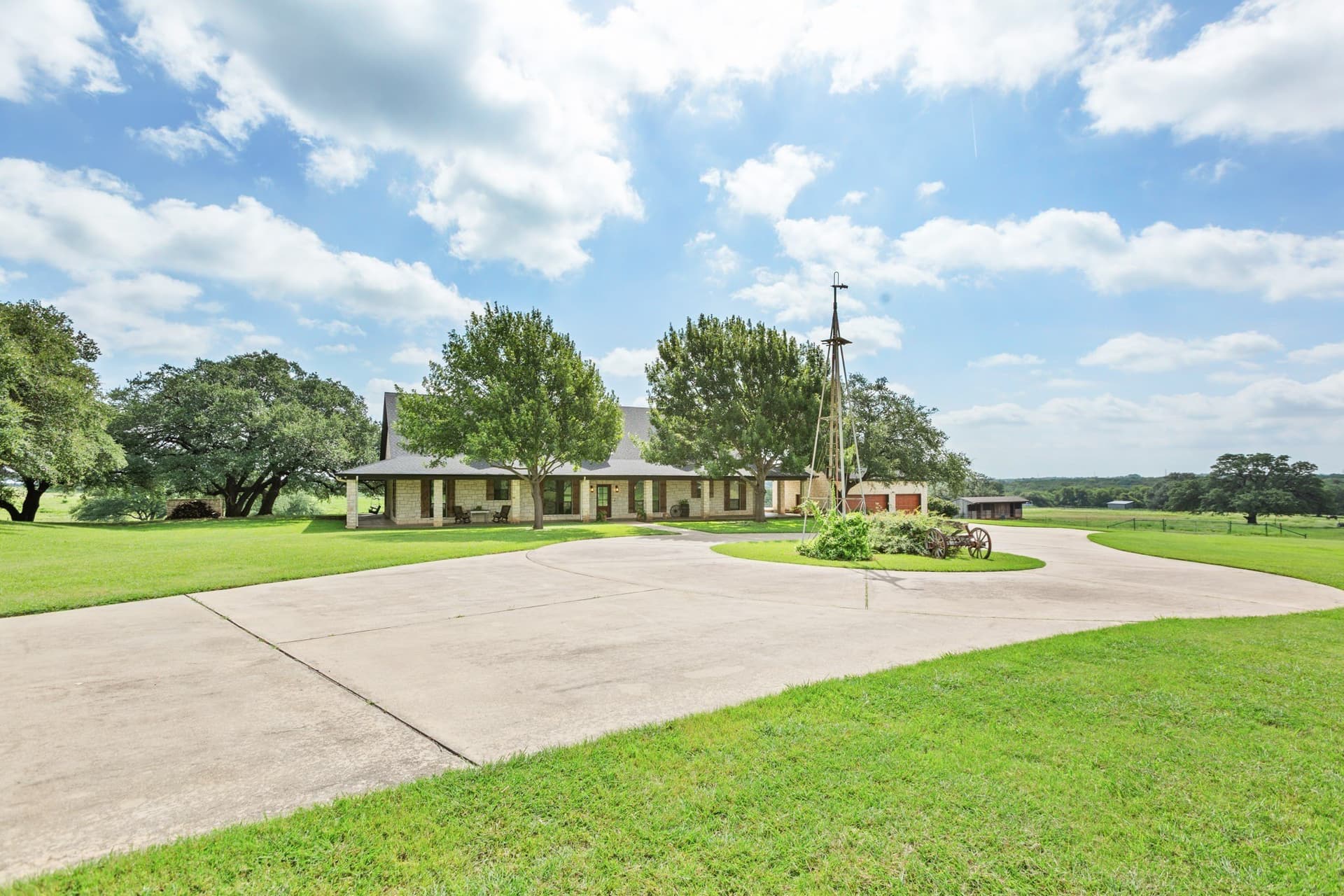 50.44 acres in McLennan County - photo 2