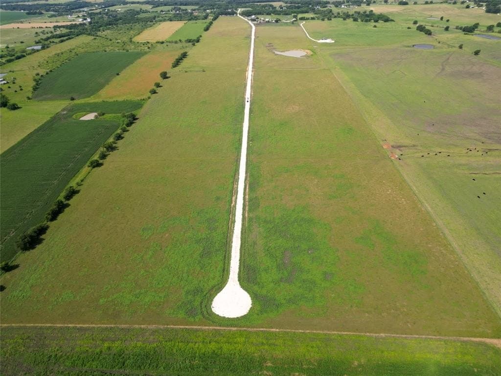 16.79 acres in Hill County