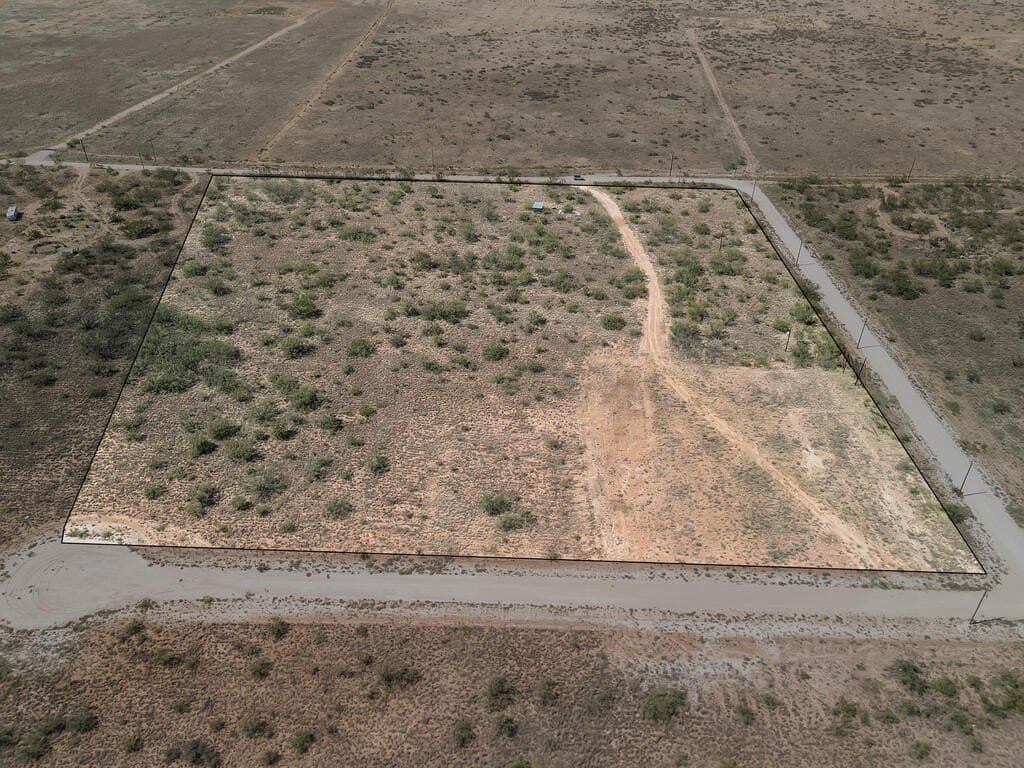 11.36 acres in Howard County - photo 10