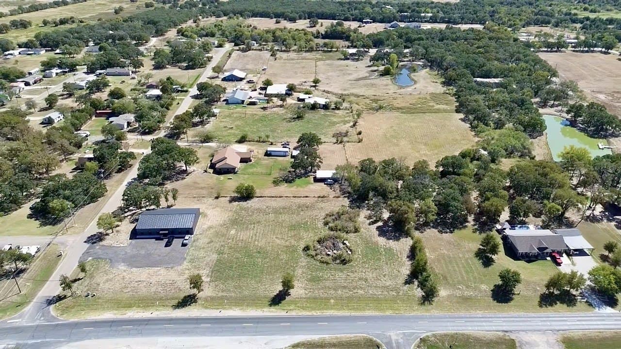 1.72 acres in McLennan County - photo 2