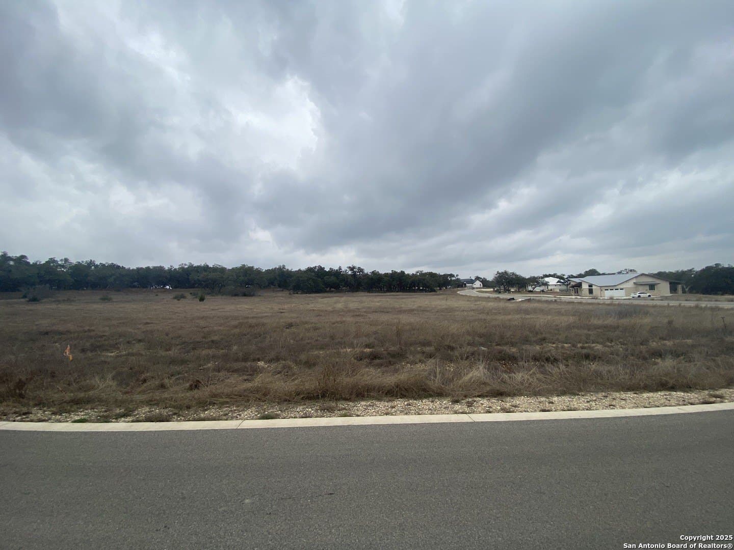1.22 acres in Comal County - photo 10