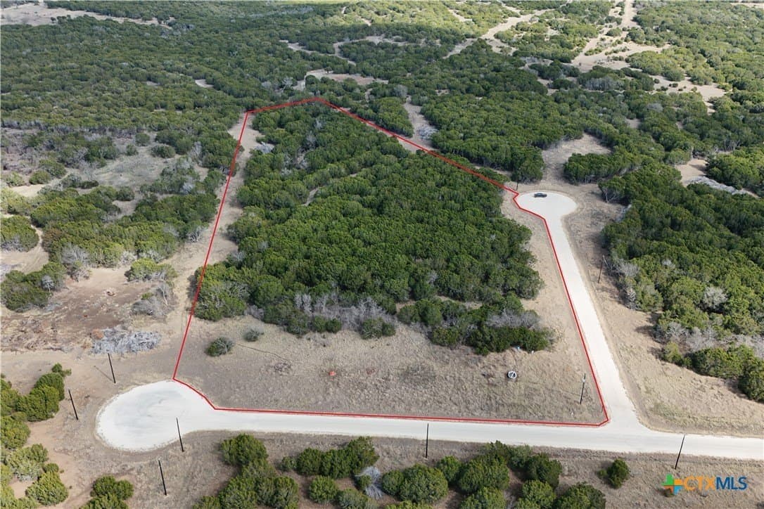 10 acres in Burnet County - photo 2
