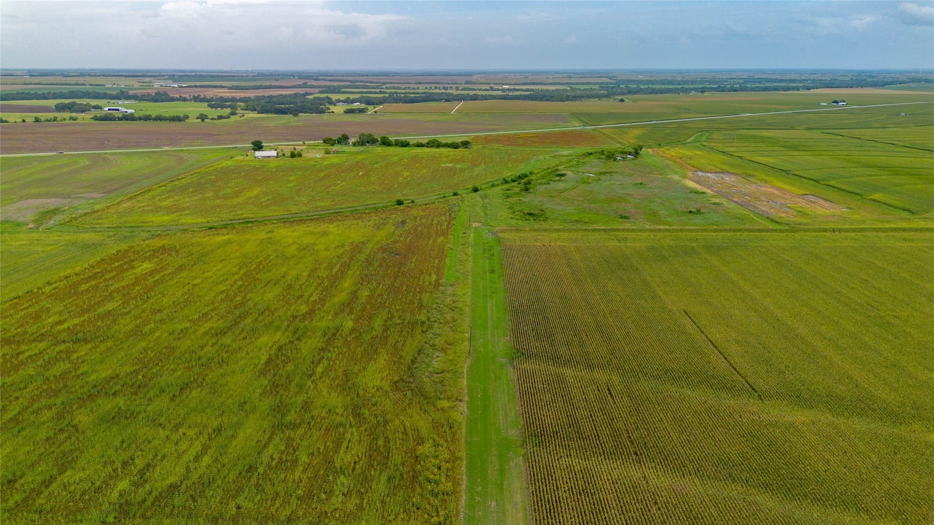 60.84 acres in Hill County gallery image 3