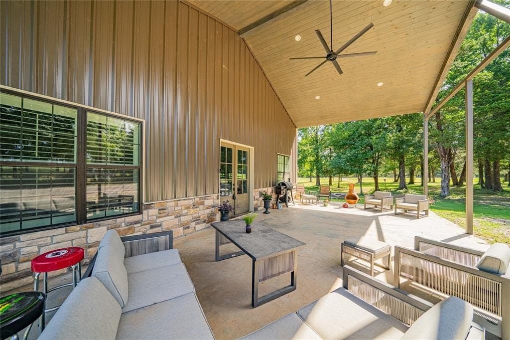 11.64 acres in Titus County featured view