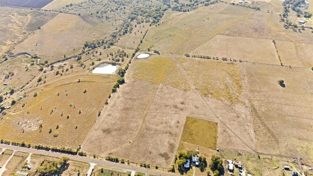 11.99 acres in Johnson County gallery image 4