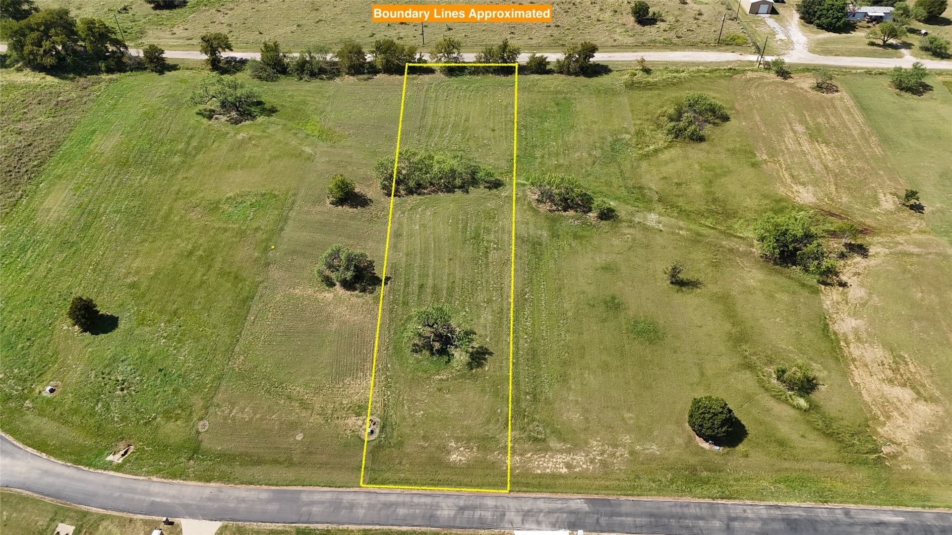 1.02 acres in Navarro County - photo 12