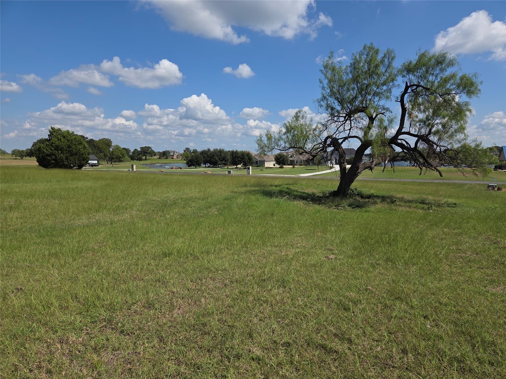 1.02 acres in Navarro County - photo 26