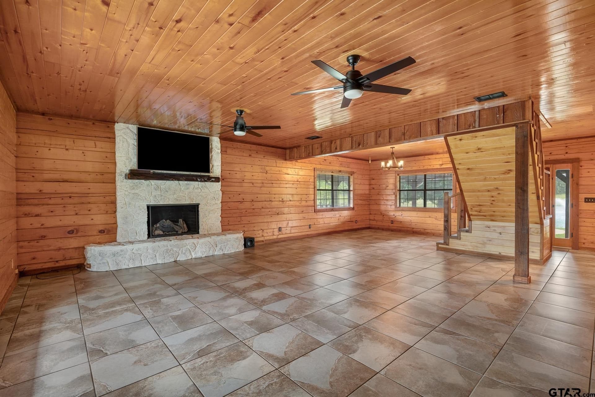 10 acres in Smith County - photo 15
