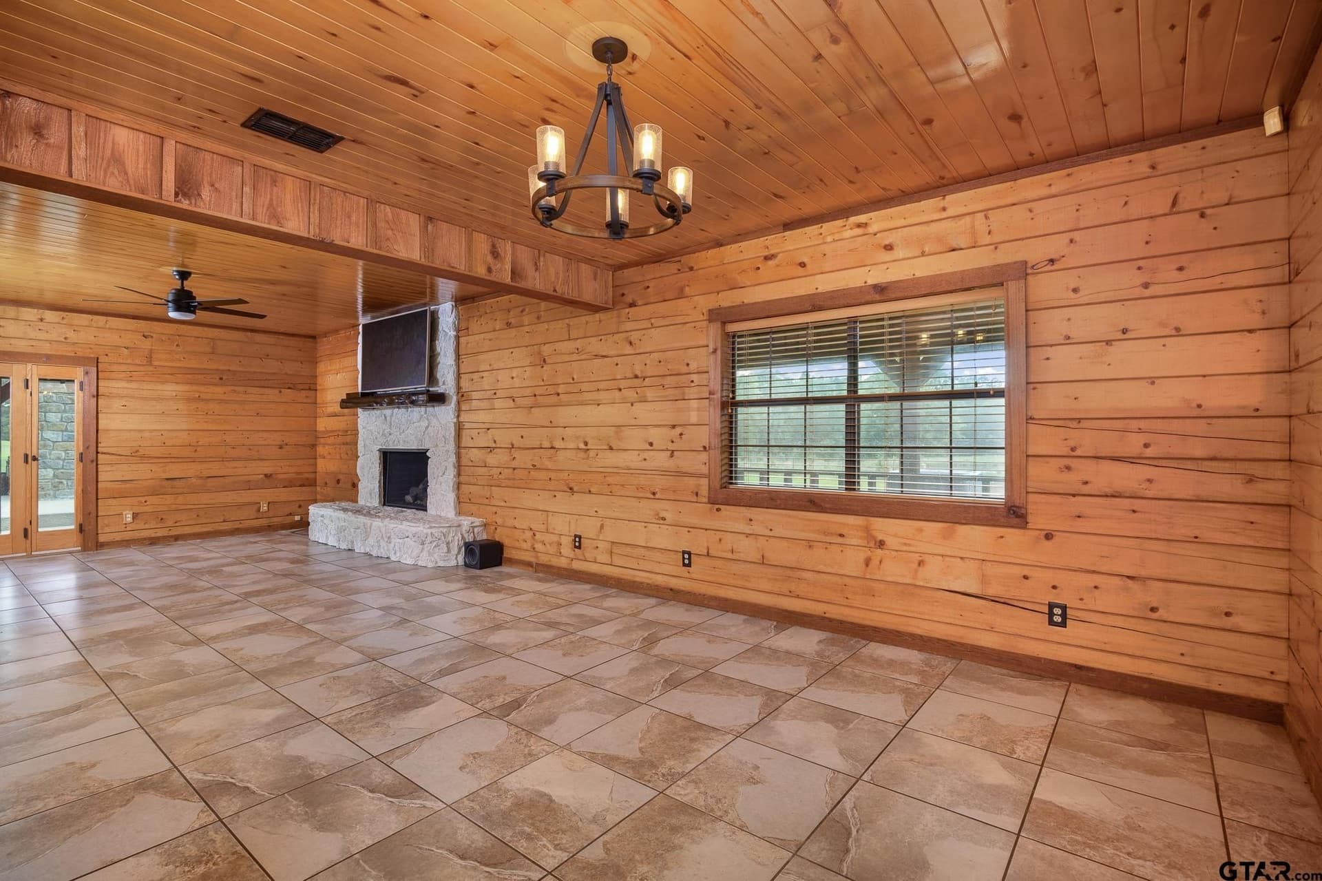 10 acres in Smith County - photo 10