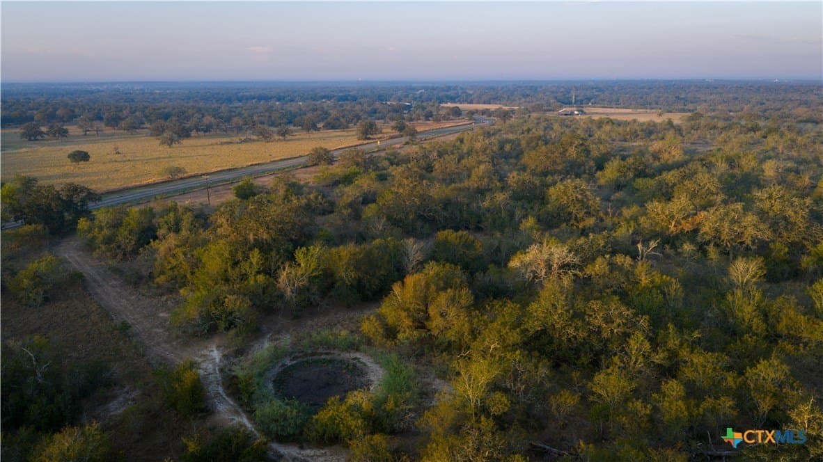 314 acres in Gonzales County - photo 20