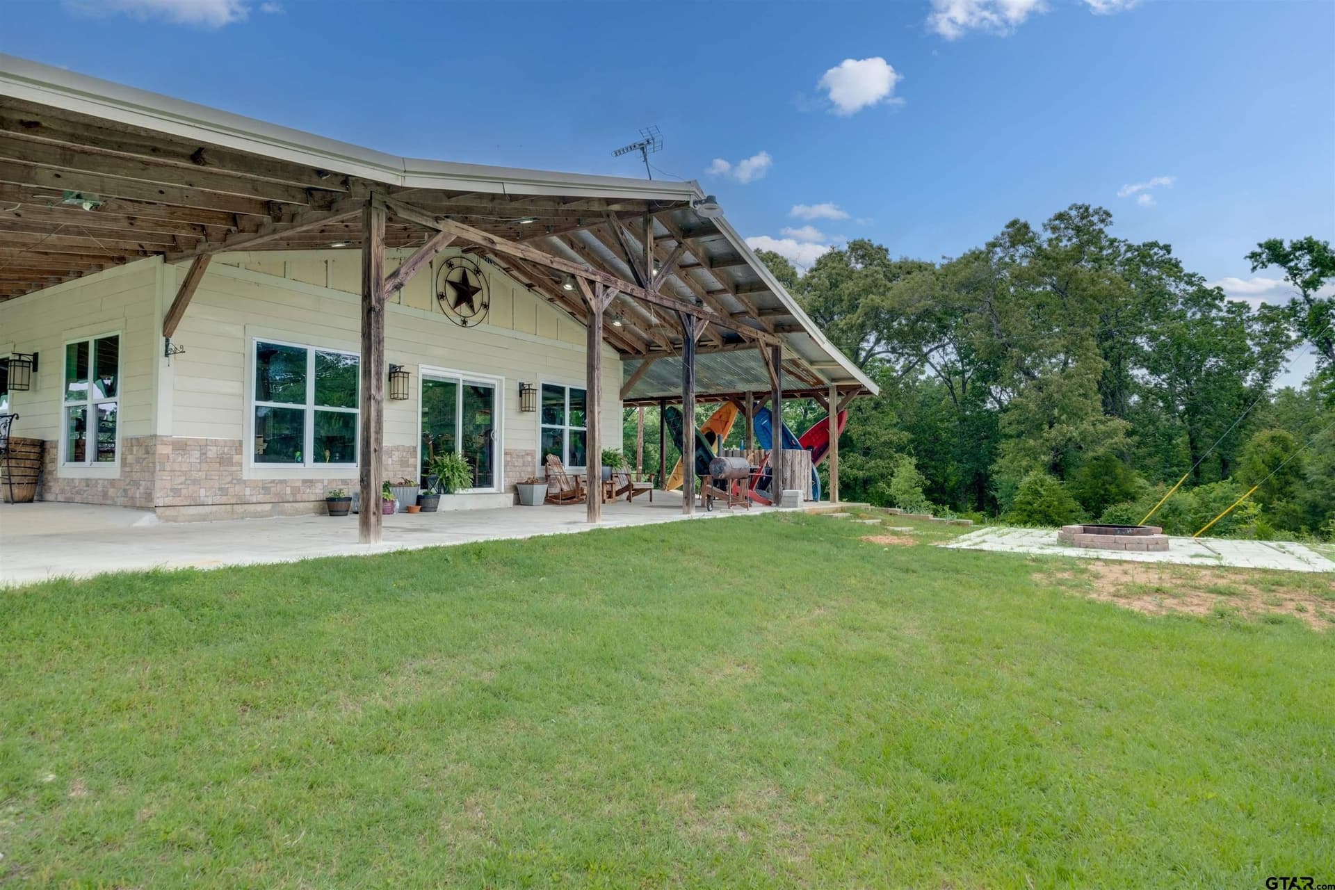 10.48 acres in Anderson County gallery image 4