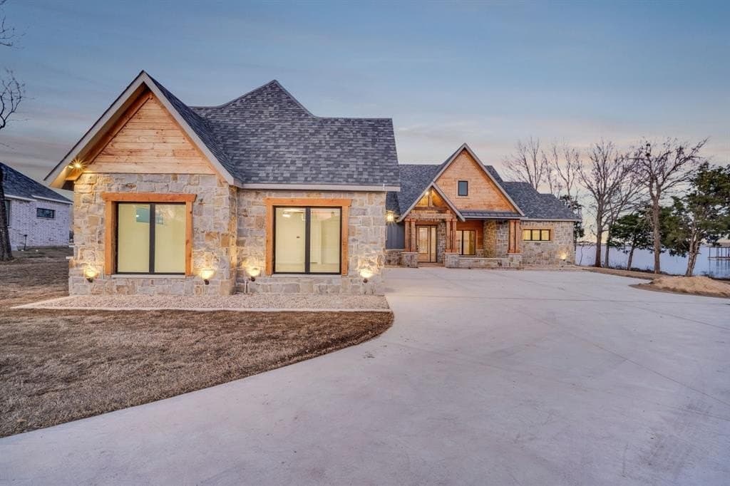 1.75 acres in Ellis County gallery image 3