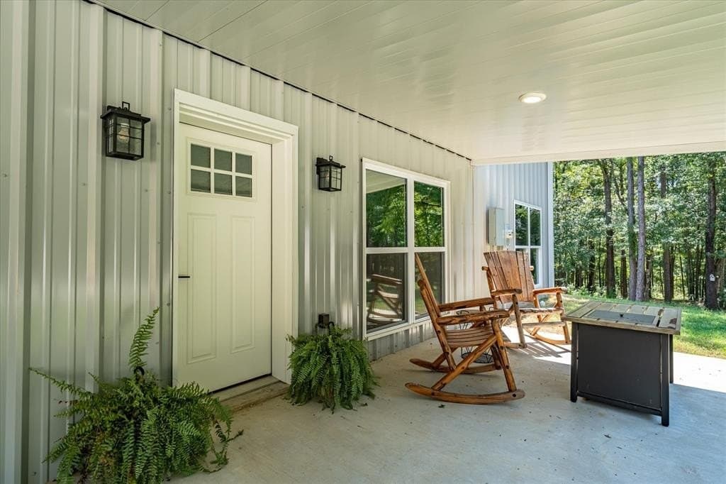 15 acres in Henderson County gallery image 3