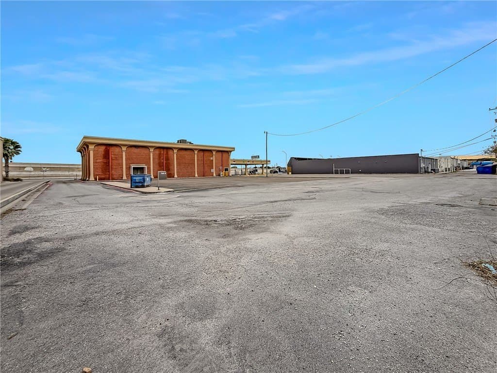 47,480 acres in San Patricio County - photo 32