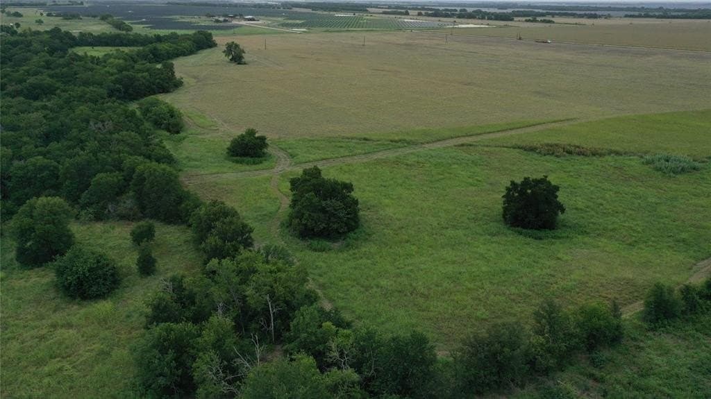 7 acres in Falls County featured view