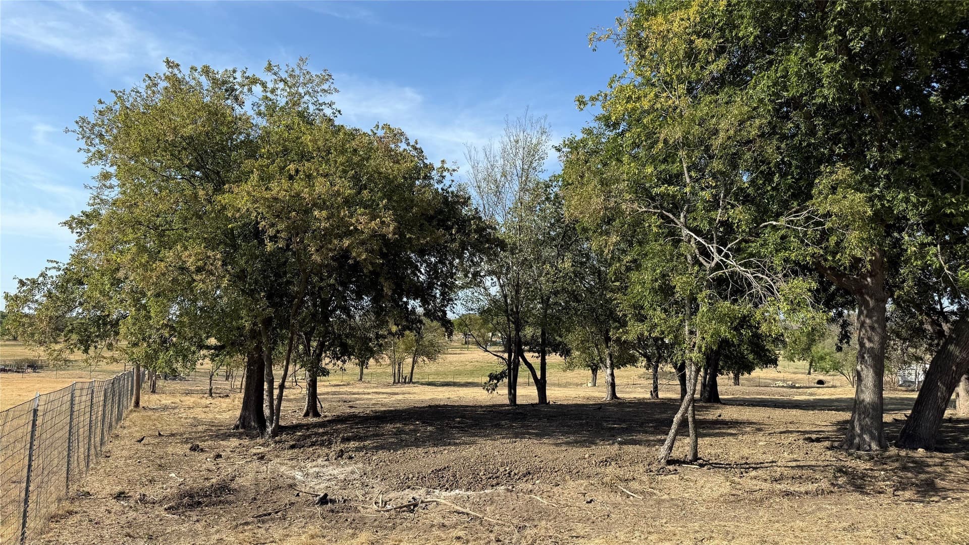 0.91 acres in Tarrant County - photo 10