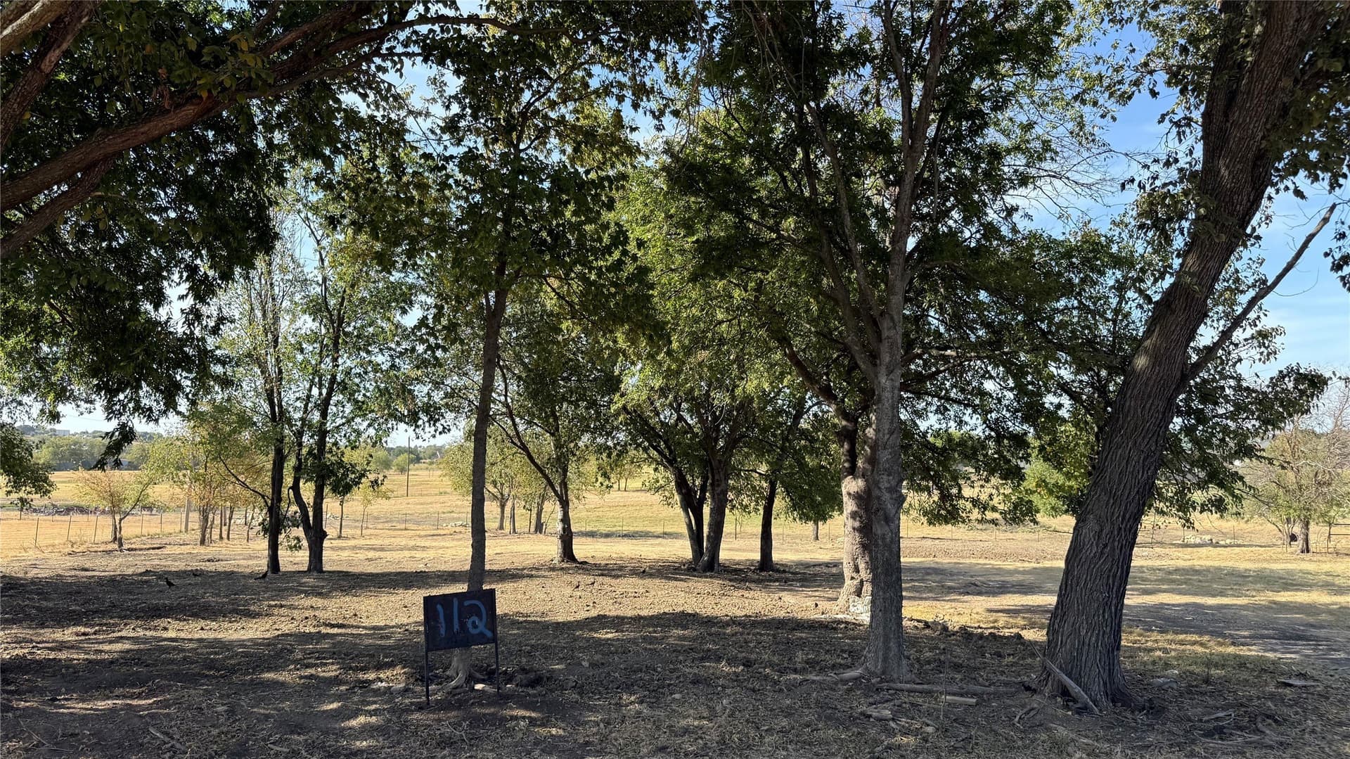 0.91 acres in Tarrant County - photo 2