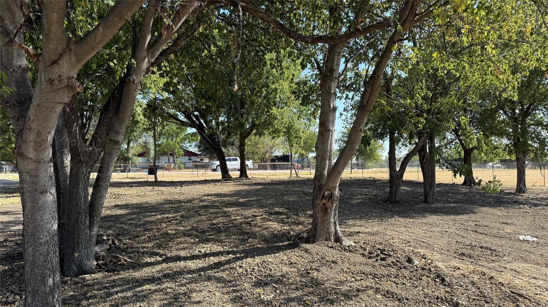 0.91 acres in Tarrant County - photo 8