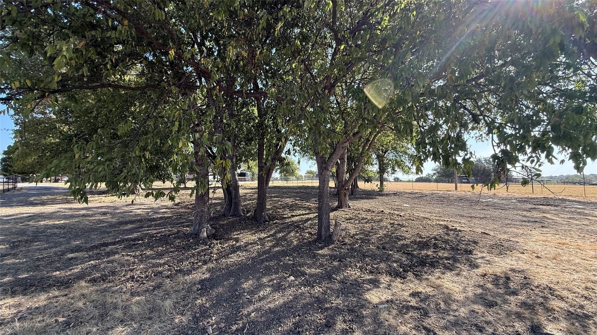 0.91 acres in Tarrant County - photo 7