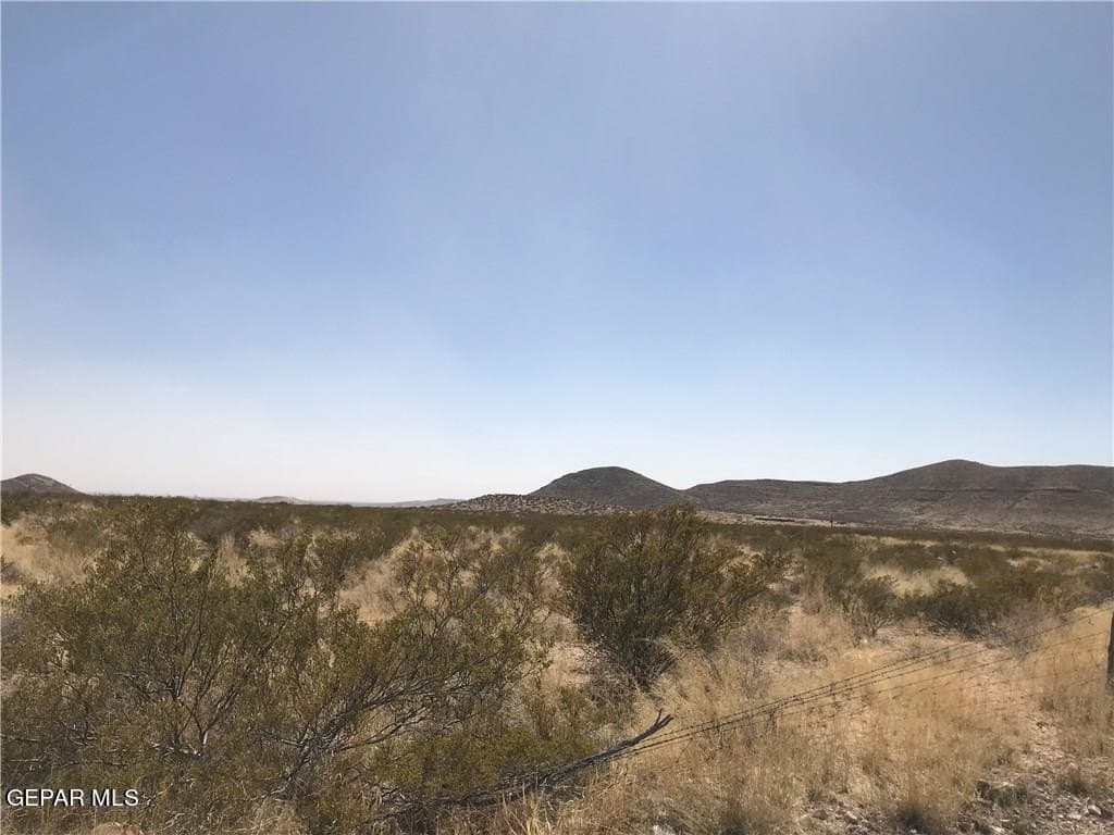 21.46 acres in Hudspeth County - photo 5