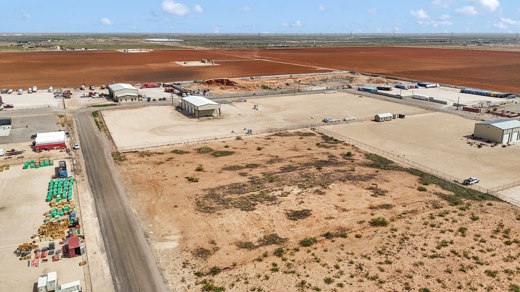 3.25 acres in Midland County gallery image 4