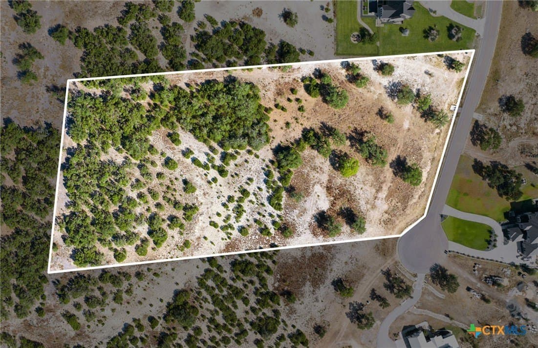 5.01 acres in Blanco County gallery image 2