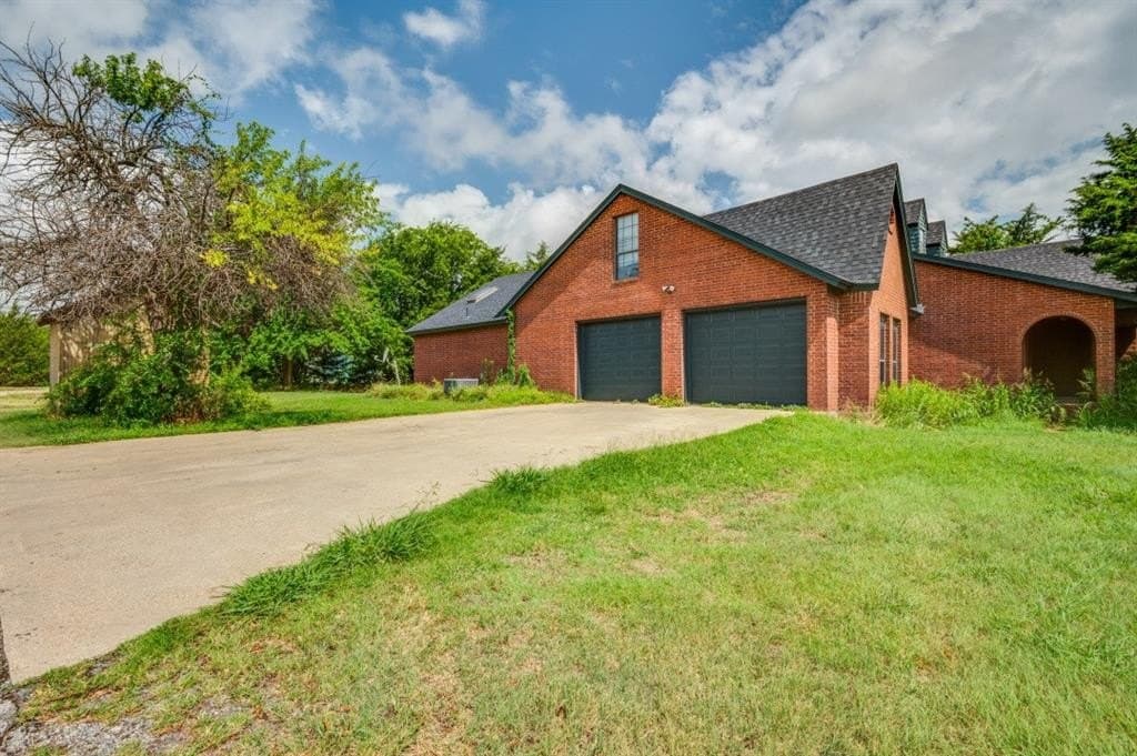 130,680 acres in Ellis County gallery image 3