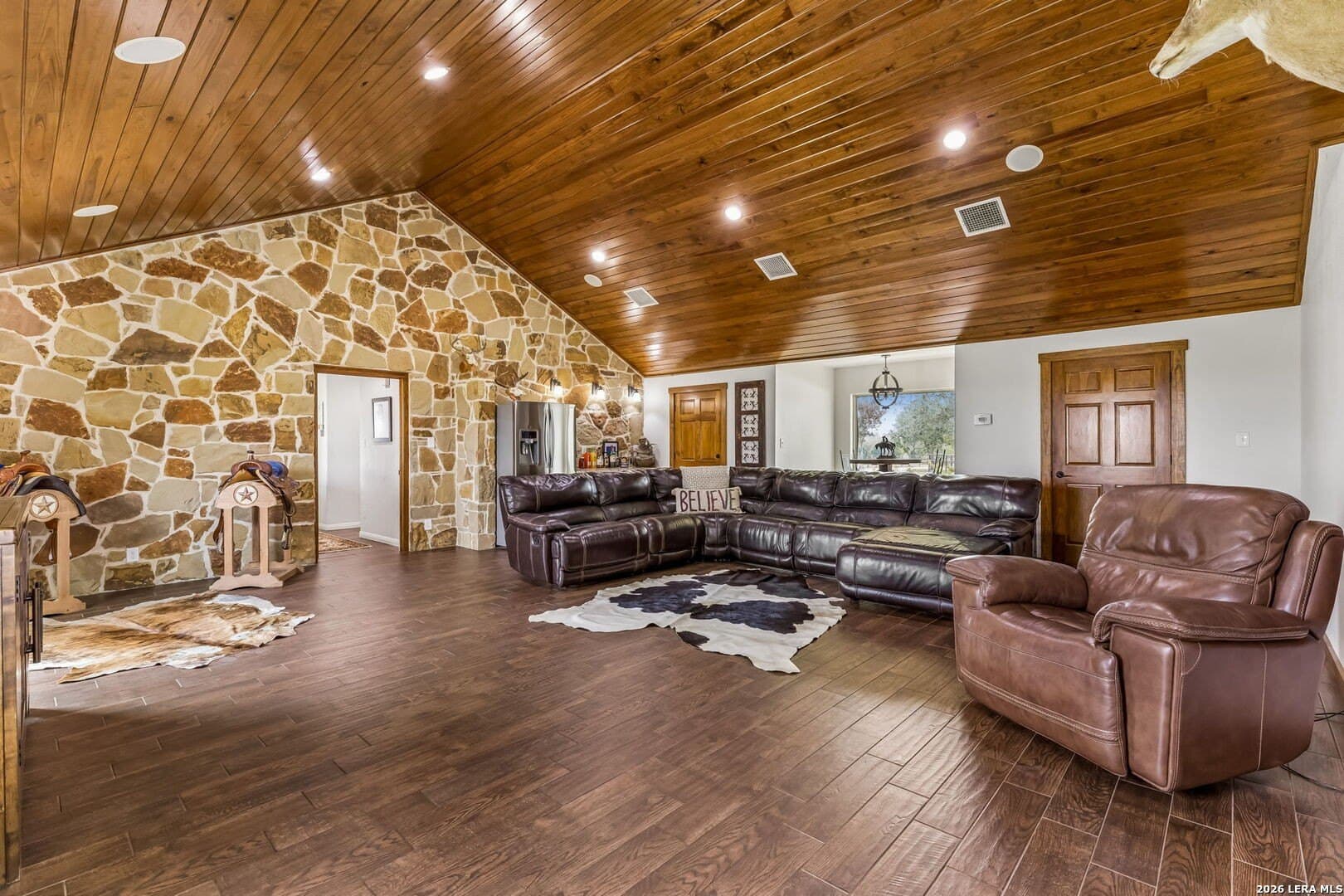 49.98 acres in Karnes County - photo 32