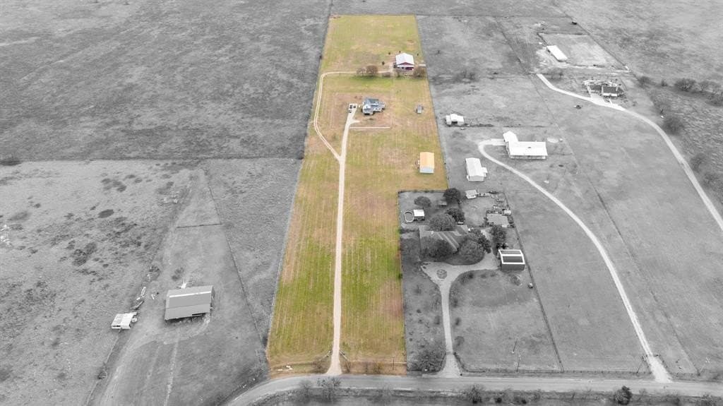 11.17 acres in Ellis County