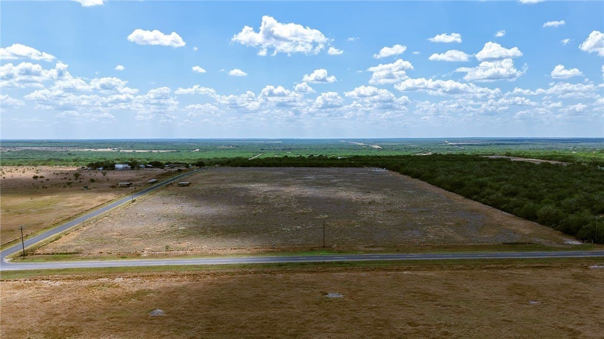 22.19 acres in Live Oak County - photo 2