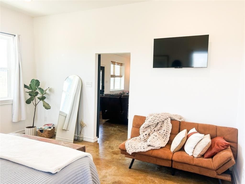 10.65 acres in Erath County gallery image 2