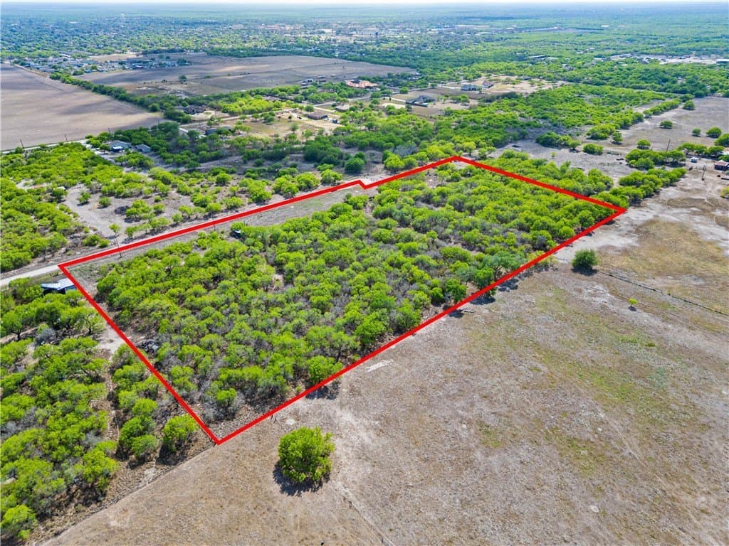 10.81 acres in Kleberg County - photo 3
