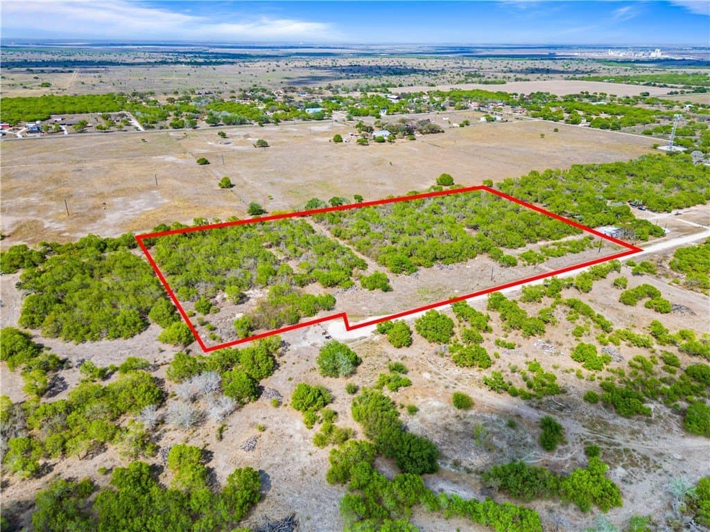 10.81 acres in Kleberg County - photo 6
