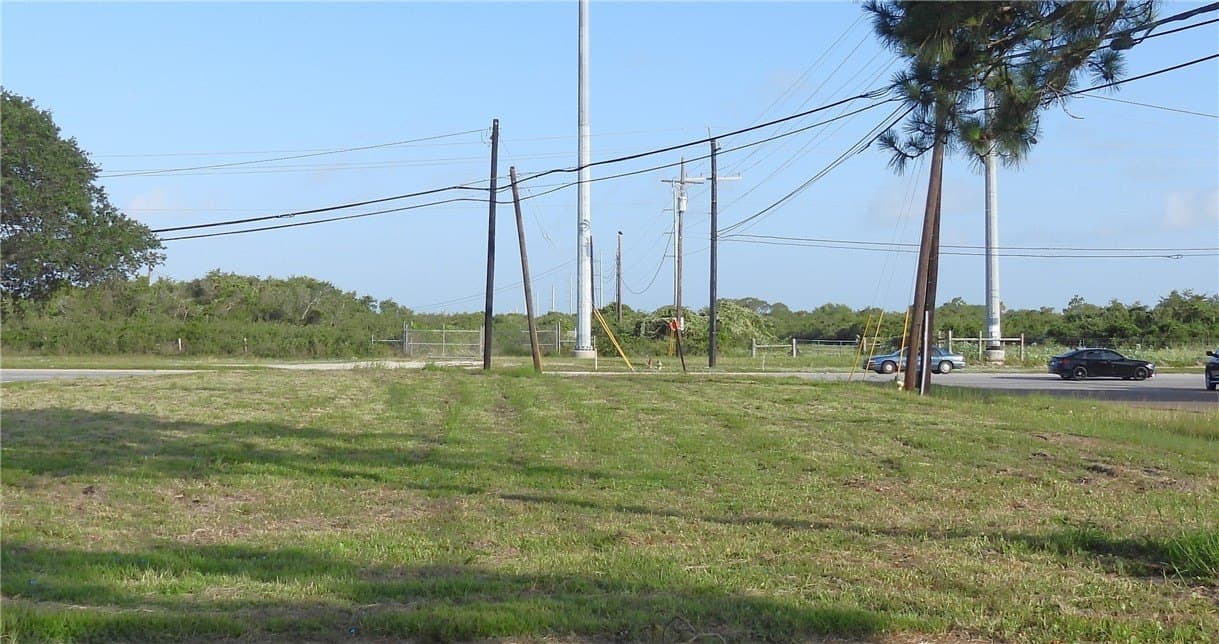 0.26 acres in Nueces County - photo 7