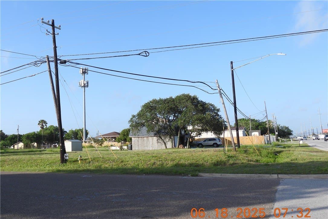 0.26 acres in Nueces County - photo 9