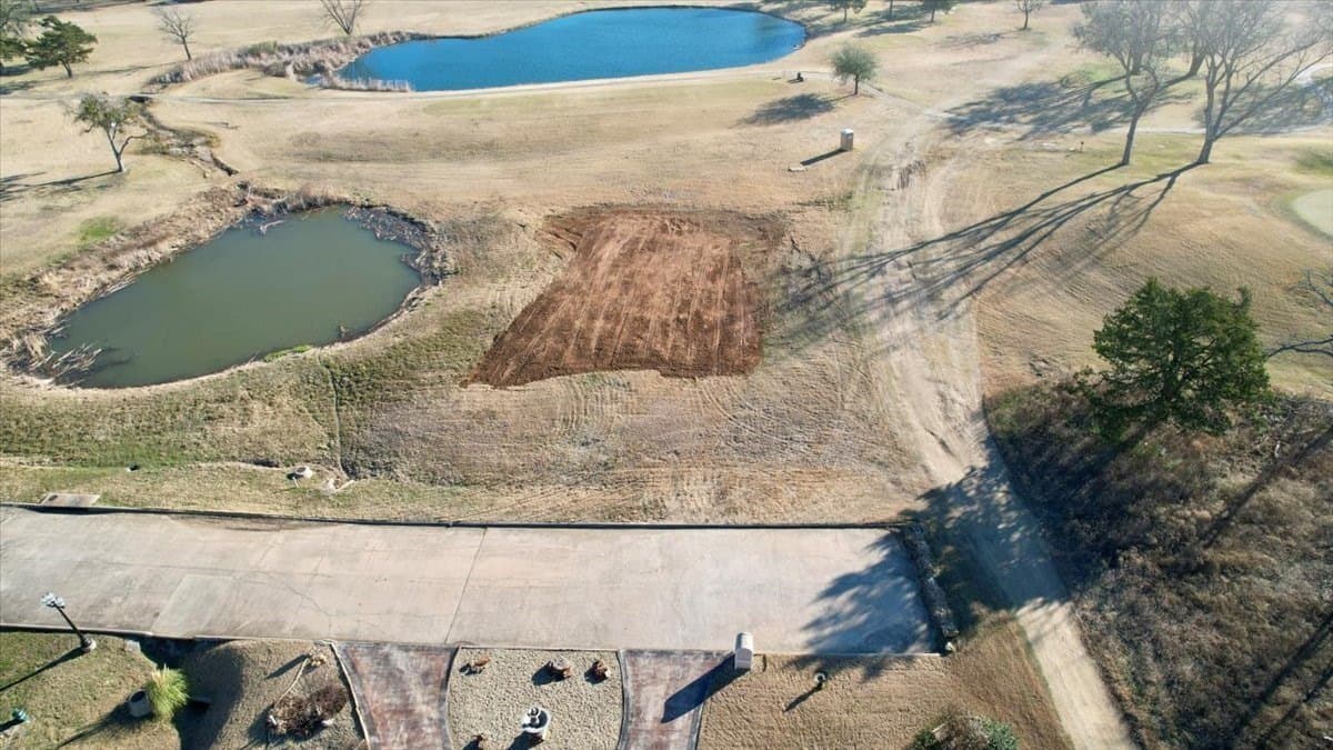 0.64 acres in Grayson County - photo 4