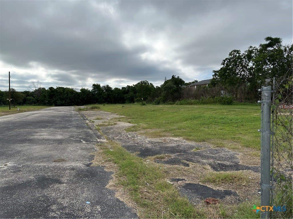 0.32 acres in Bell County - photo 6