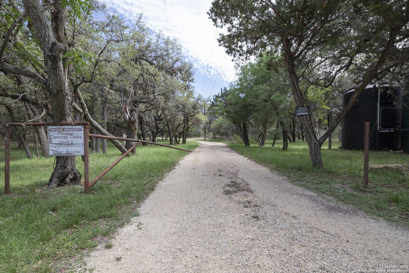 1.01 acres in Uvalde County - photo 17