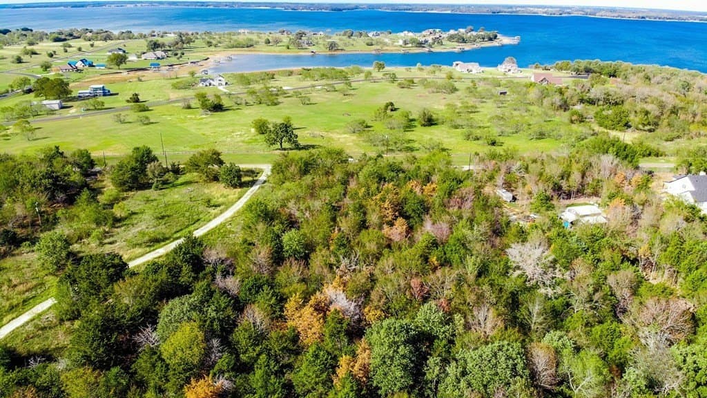6.2 acres in Navarro County - photo 8