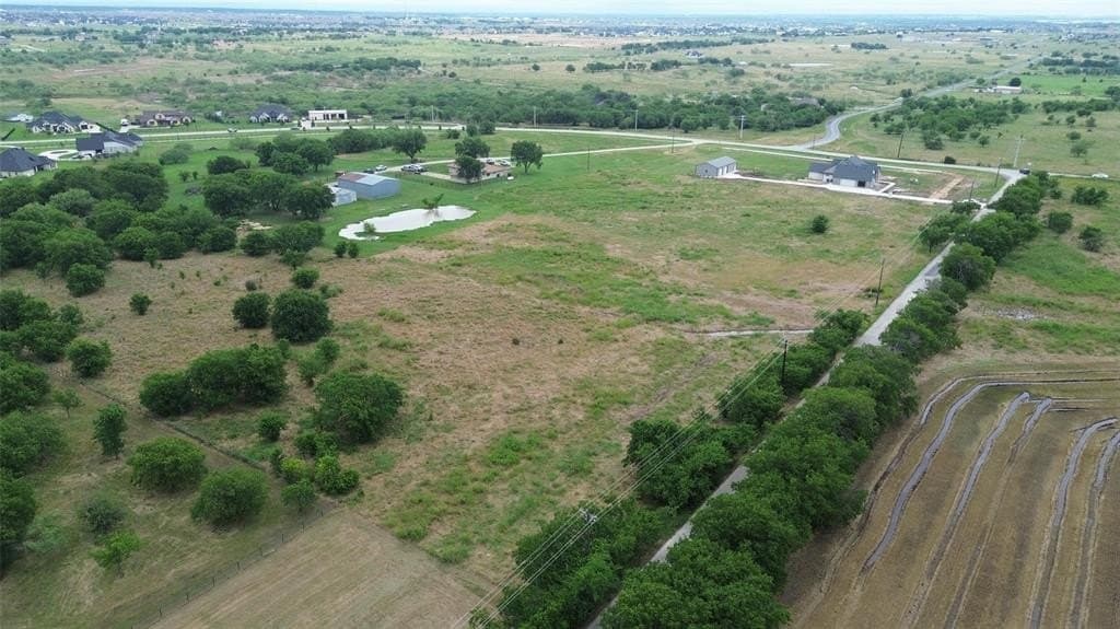 2 acres in Denton County gallery image 4