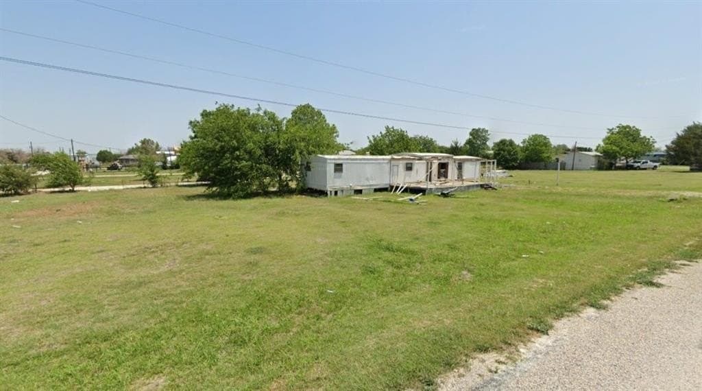 0.72 acres in Johnson County gallery image 2