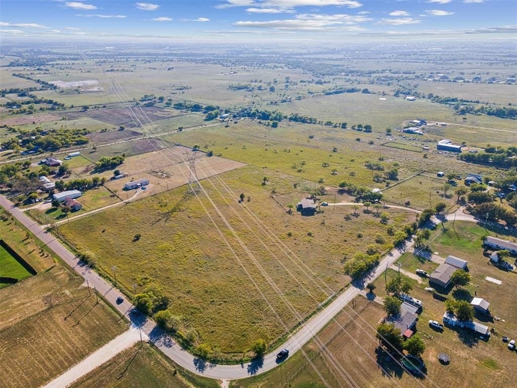 16 acres in Johnson County gallery image 4