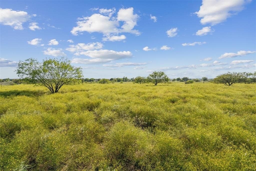 16 acres in Johnson County