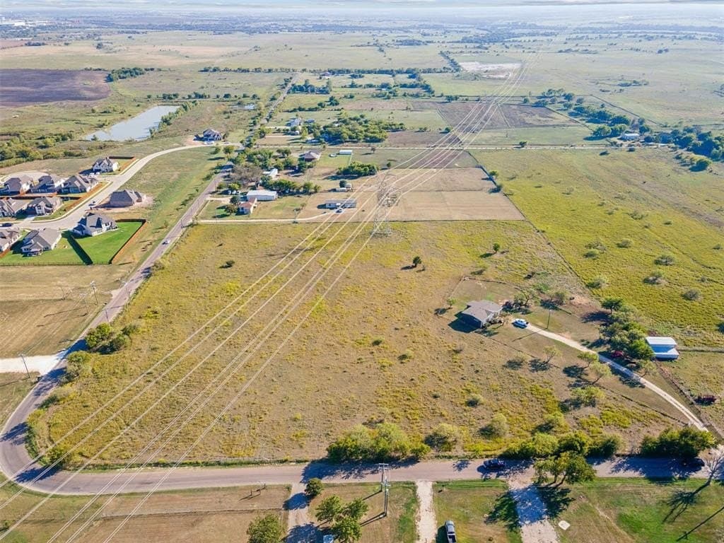16 acres in Johnson County gallery image 2